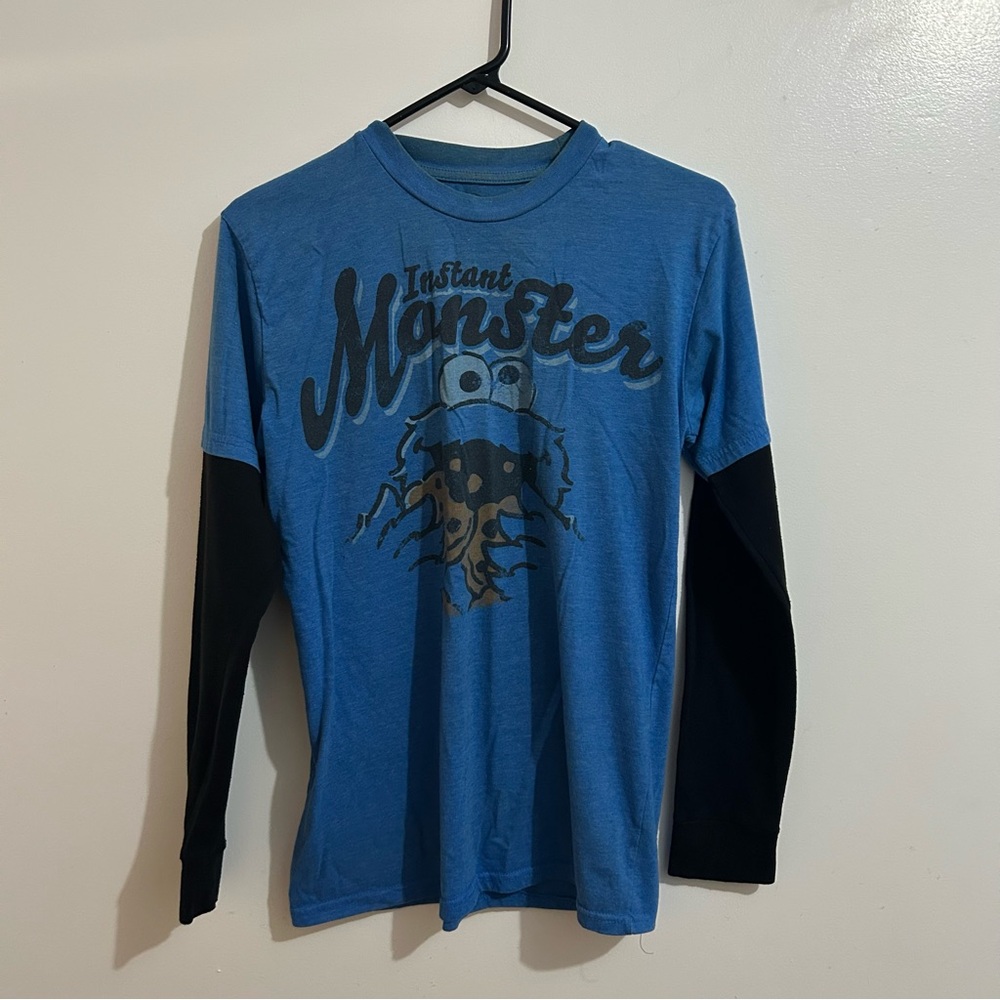 Sesame Street Cookie Monster Instant Monster Graphic Design Shirt - Size Small